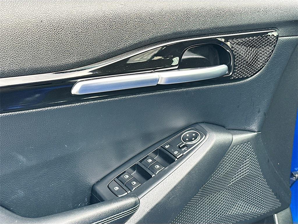 used 2023 Kia Seltos car, priced at $17,951