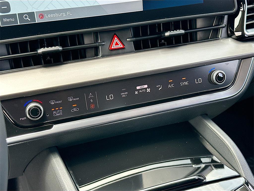 new 2025 Kia Sportage Hybrid car, priced at $31,750