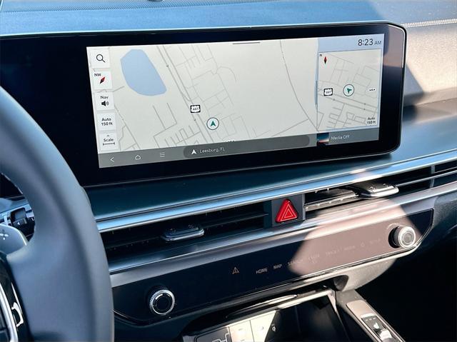 new 2025 Kia Sorento Hybrid car, priced at $37,464
