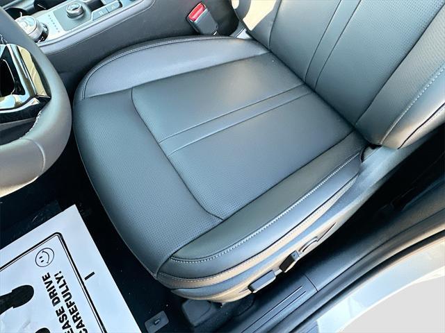 new 2025 Kia Sorento Hybrid car, priced at $37,964
