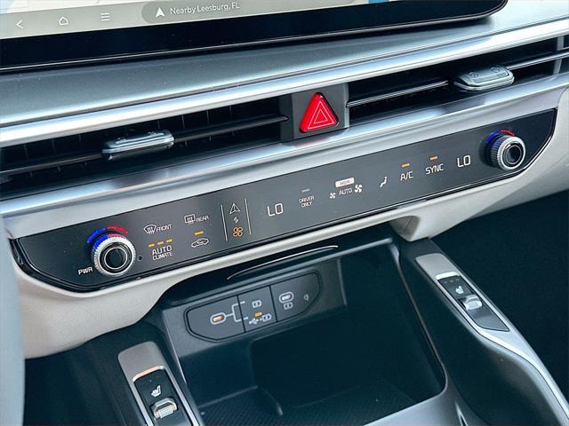 new 2025 Kia Sorento Hybrid car, priced at $36,741