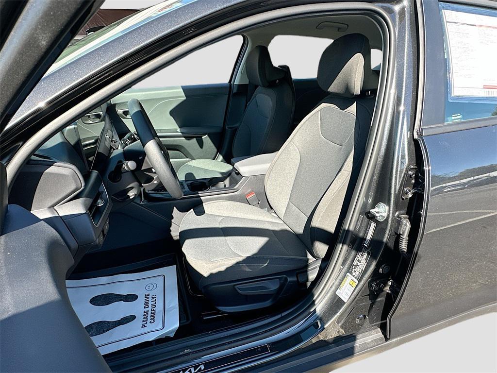 new 2025 Kia K4 car, priced at $21,904