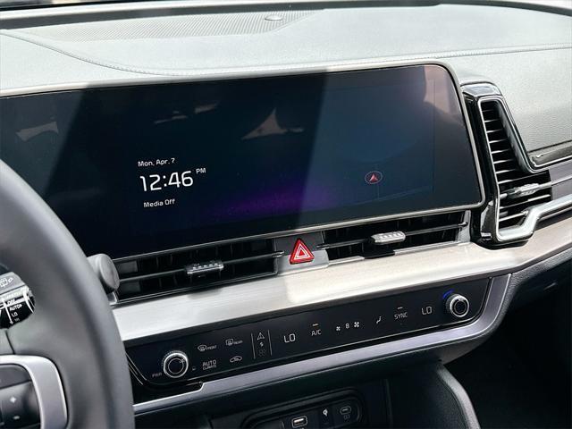 new 2025 Kia Sportage car, priced at $28,671