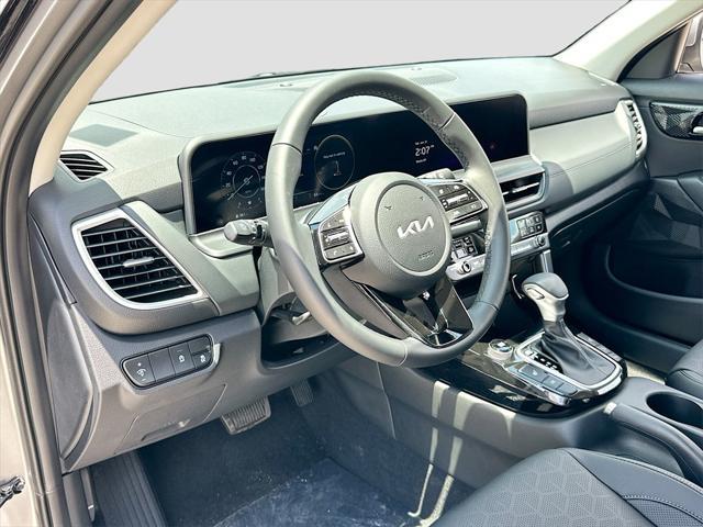 new 2025 Kia Seltos car, priced at $26,205