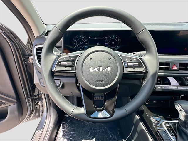 new 2025 Kia Seltos car, priced at $26,205