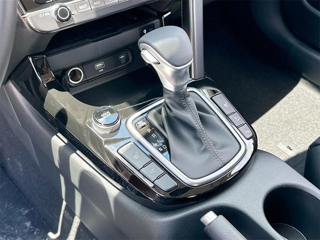 new 2025 Kia Seltos car, priced at $26,205