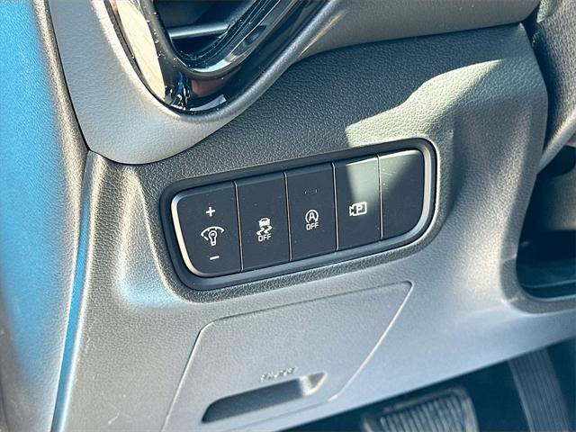 new 2025 Kia Soul car, priced at $25,192