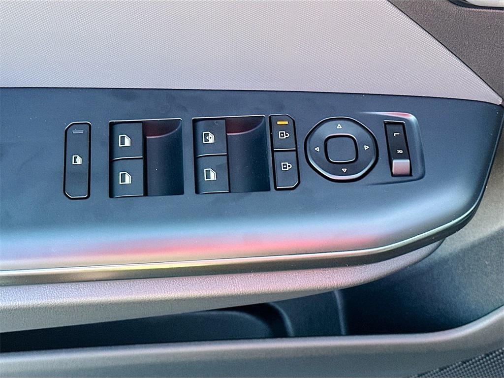 new 2025 Kia K4 car, priced at $22,494