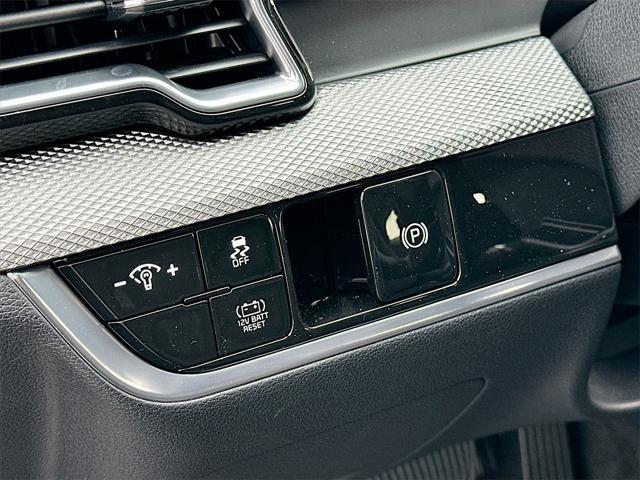 new 2025 Kia Sportage Hybrid car, priced at $28,984