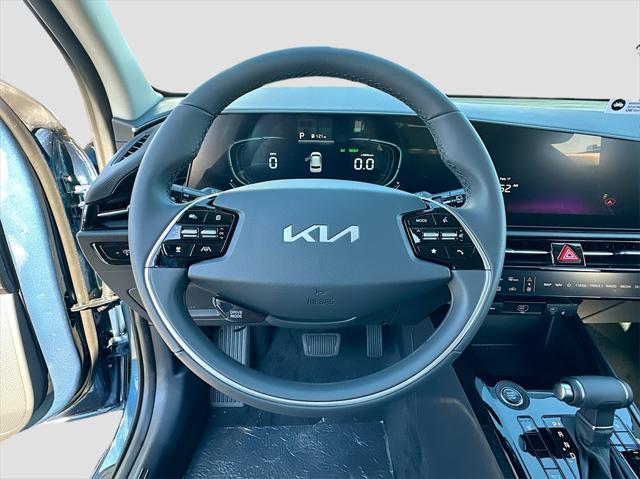 new 2025 Kia Niro car, priced at $28,146