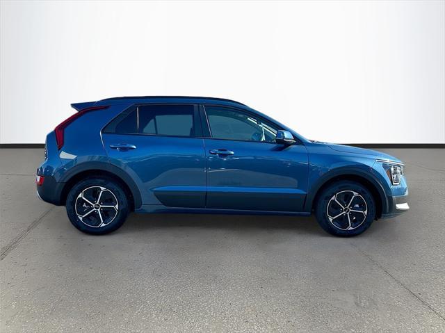 new 2025 Kia Niro car, priced at $28,146