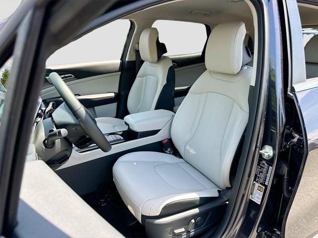 new 2026 Kia Sportage car, priced at $30,282
