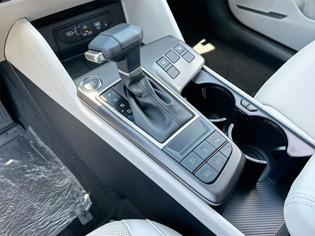 new 2026 Kia Sportage car, priced at $30,282