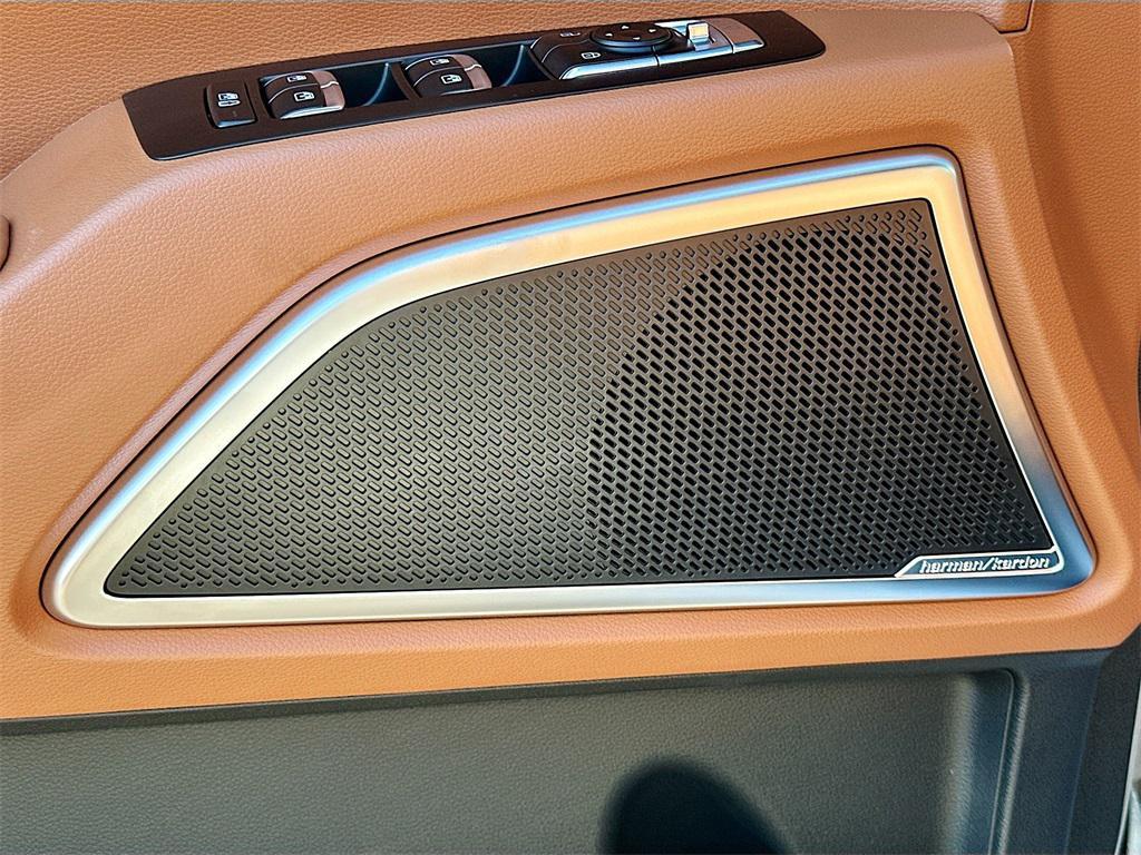 new 2025 Kia Telluride car, priced at $47,646