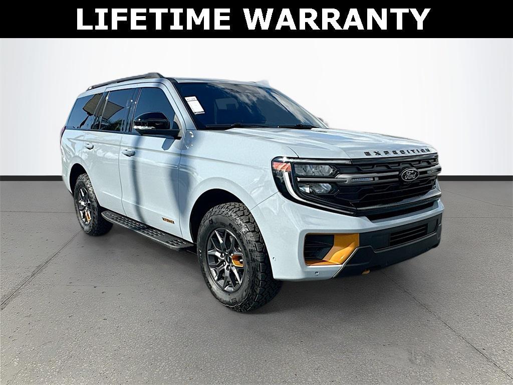 used 2025 Ford Expedition car, priced at $76,991