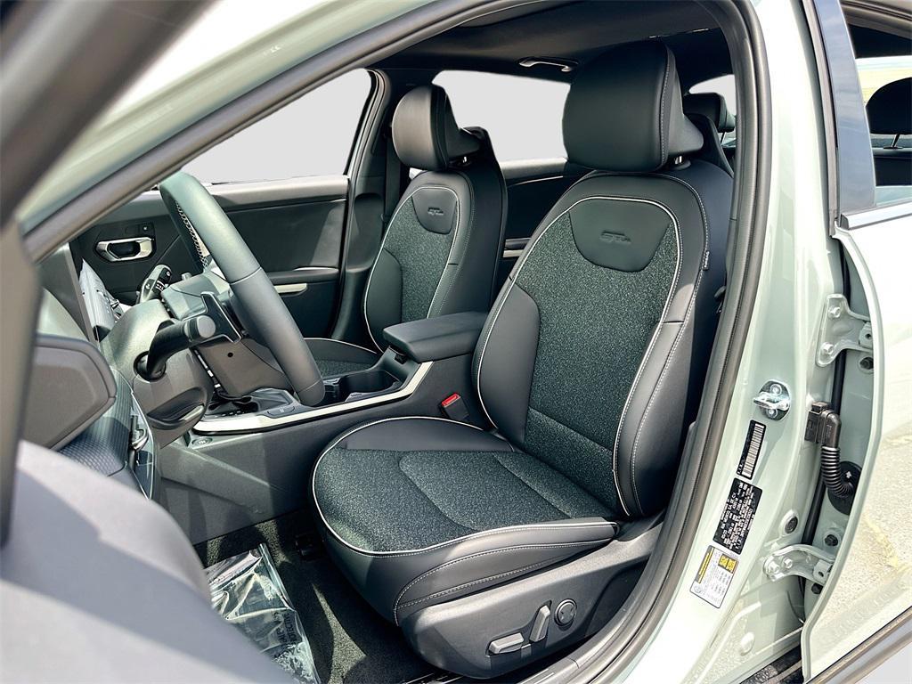 new 2025 Kia K4 car, priced at $24,458