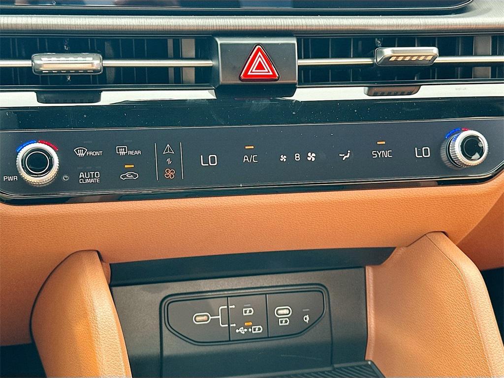 new 2026 Kia Sportage car, priced at $32,229