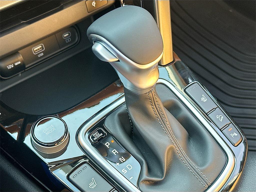 new 2026 Kia Seltos car, priced at $26,826