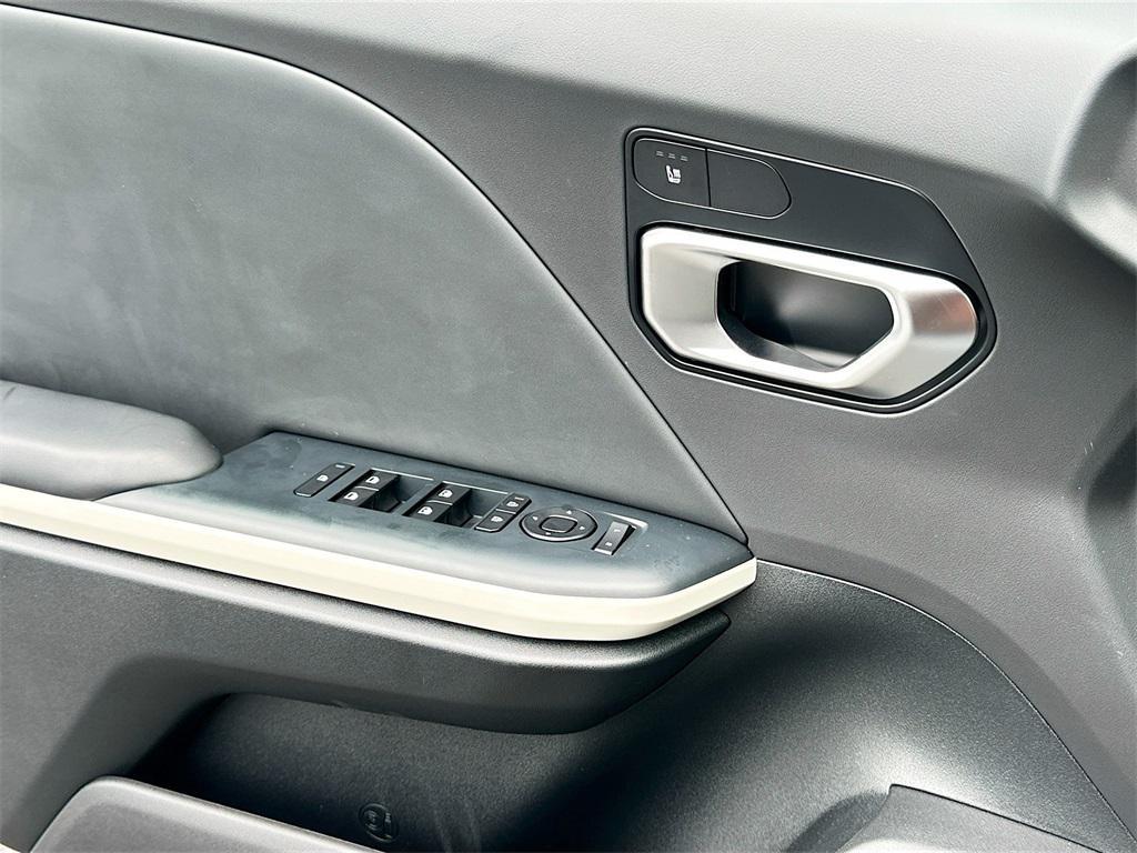 new 2025 Kia K4 car, priced at $24,734