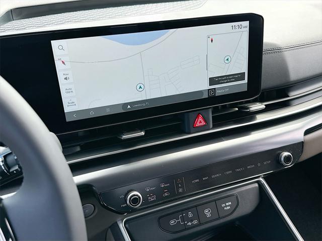 new 2025 Kia Carnival car, priced at $39,004