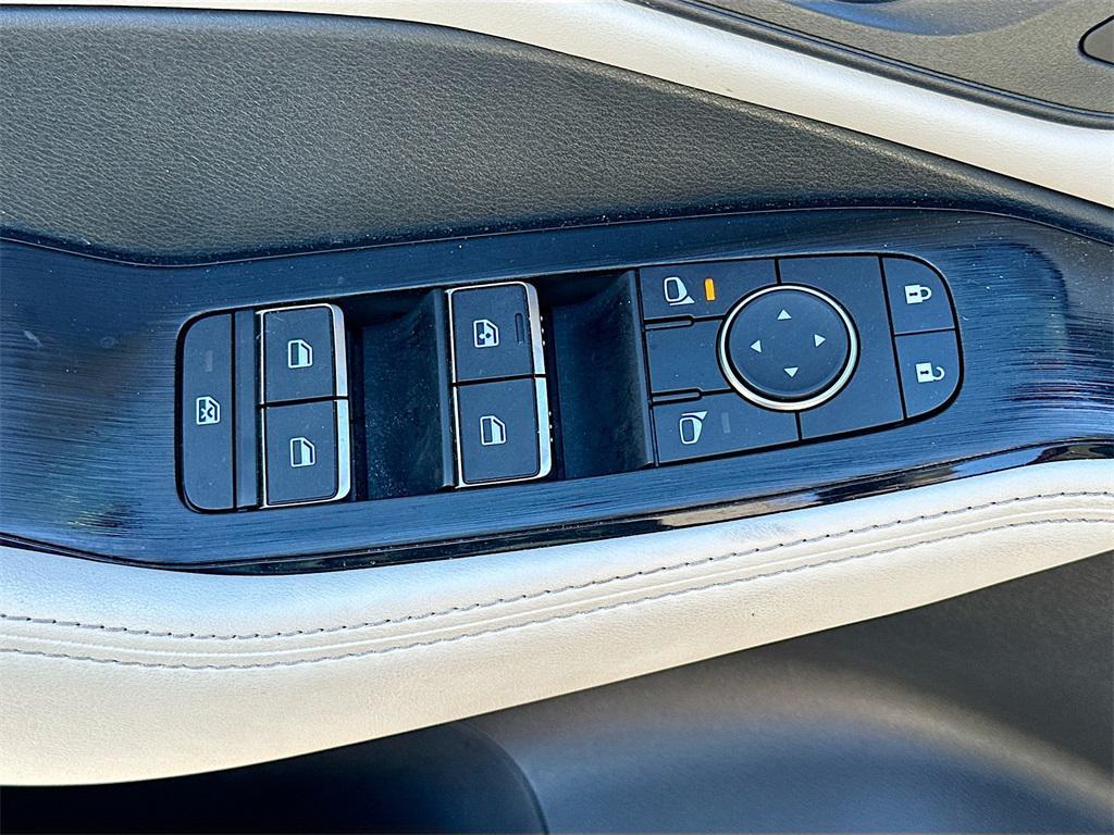 used 2023 Nissan Rogue car, priced at $24,881