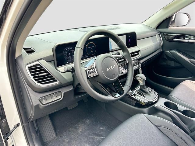 new 2025 Kia Seltos car, priced at $26,732