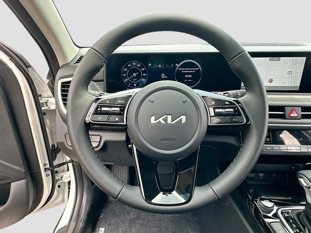 new 2025 Kia Seltos car, priced at $26,732
