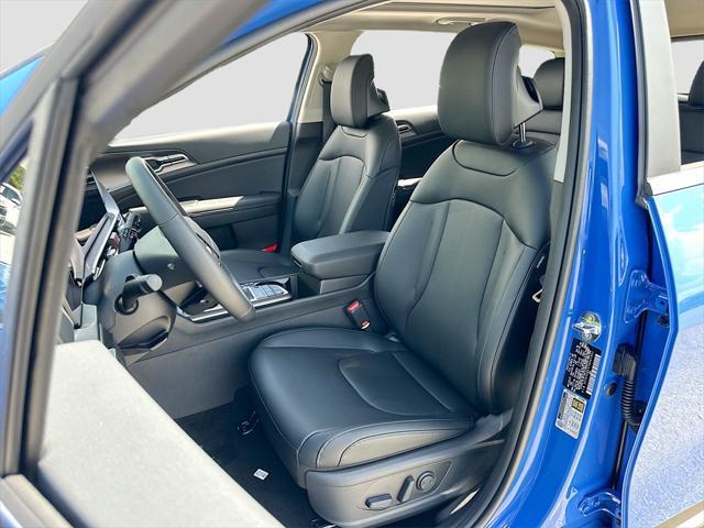 new 2026 Kia Sportage car, priced at $30,898