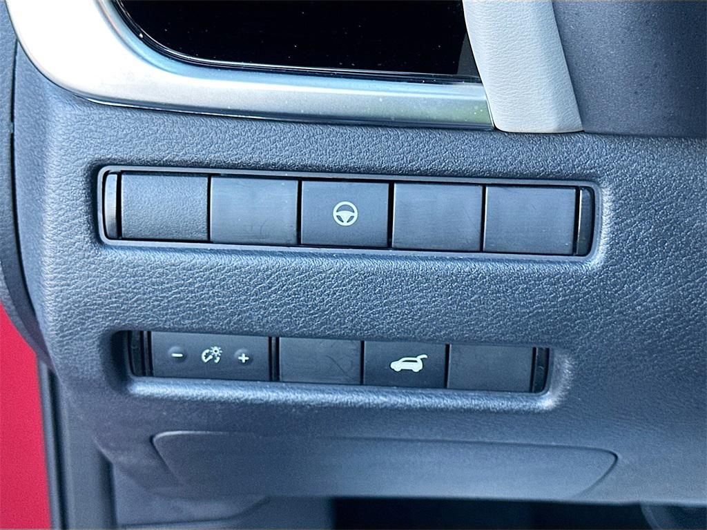 used 2023 Nissan Rogue car, priced at $22,551