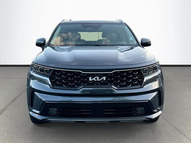 used 2022 Kia Sorento Plug-In Hybrid car, priced at $27,551