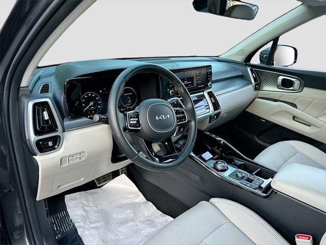used 2022 Kia Sorento Plug-In Hybrid car, priced at $27,551