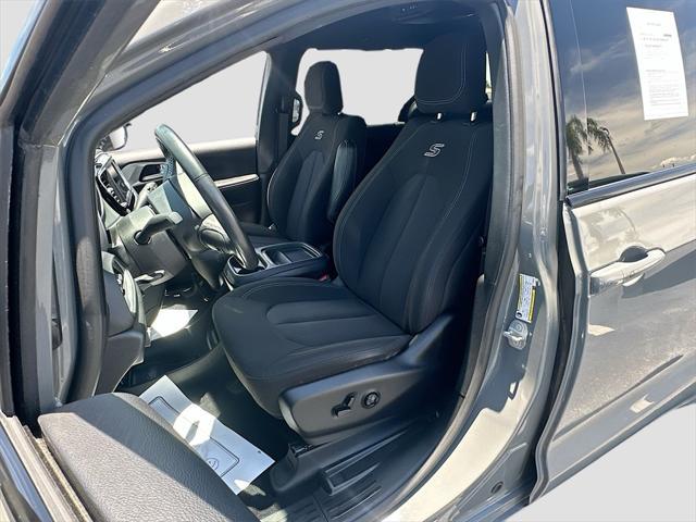 used 2020 Chrysler Pacifica car, priced at $21,551
