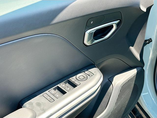 new 2025 Kia K4 car, priced at $25,333