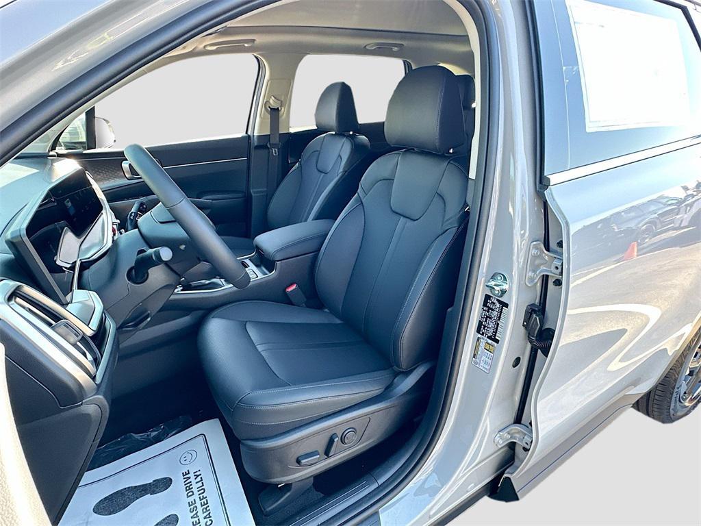 new 2026 Kia Sorento car, priced at $34,770