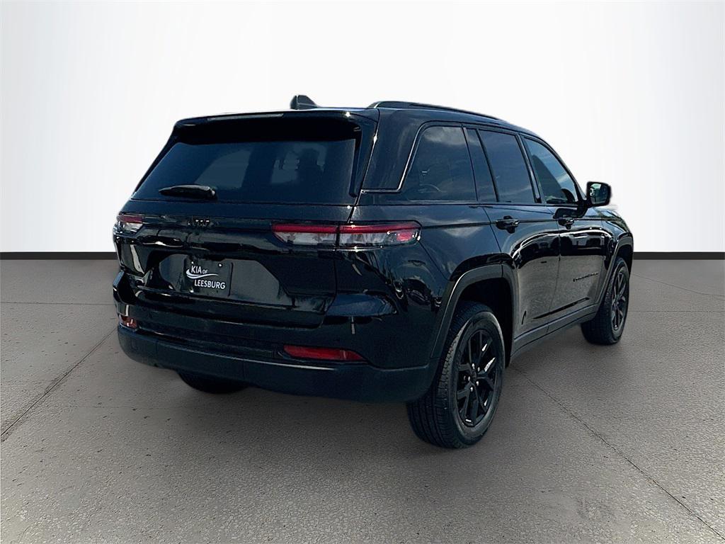 used 2024 Jeep Grand Cherokee car, priced at $33,991