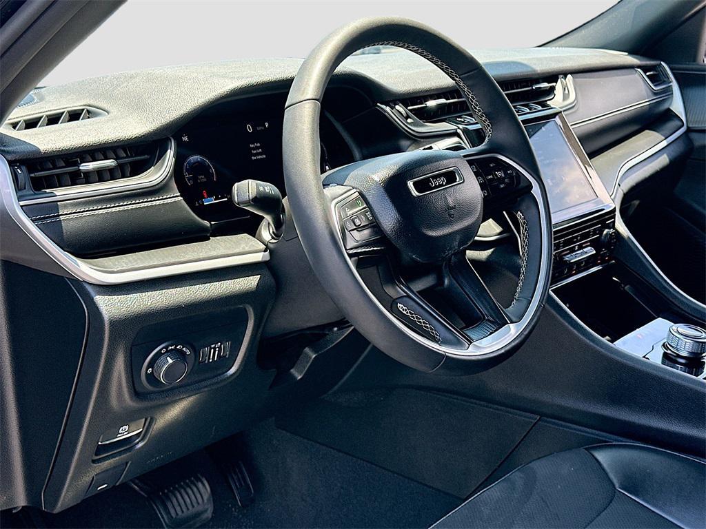 used 2024 Jeep Grand Cherokee car, priced at $33,991