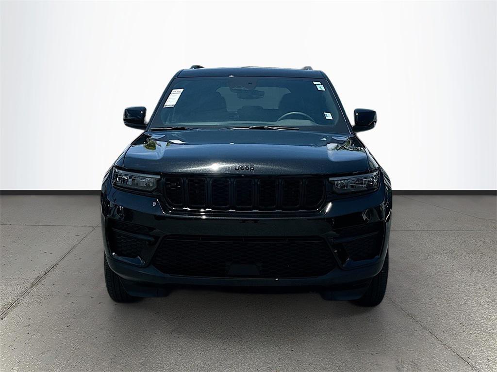 used 2024 Jeep Grand Cherokee car, priced at $33,991