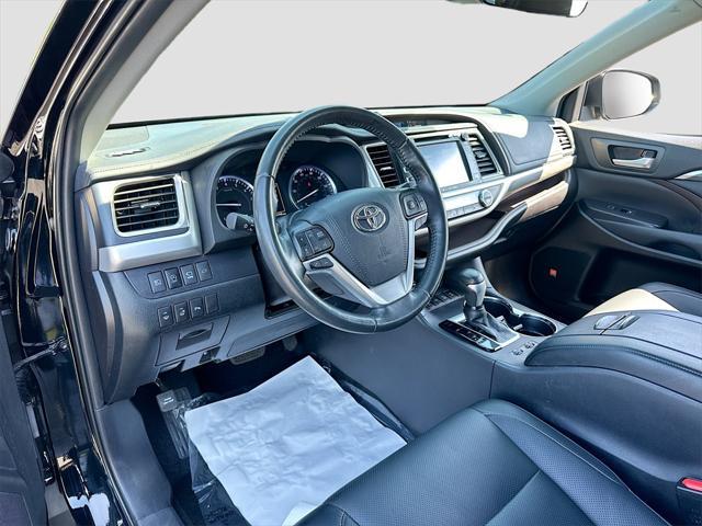 used 2019 Toyota Highlander car, priced at $32,991