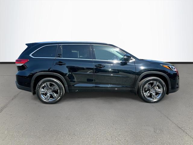 used 2019 Toyota Highlander car, priced at $32,991