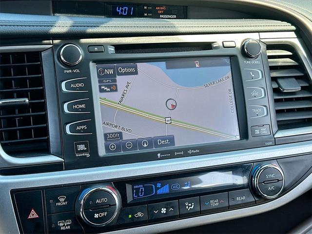 used 2019 Toyota Highlander car, priced at $32,991