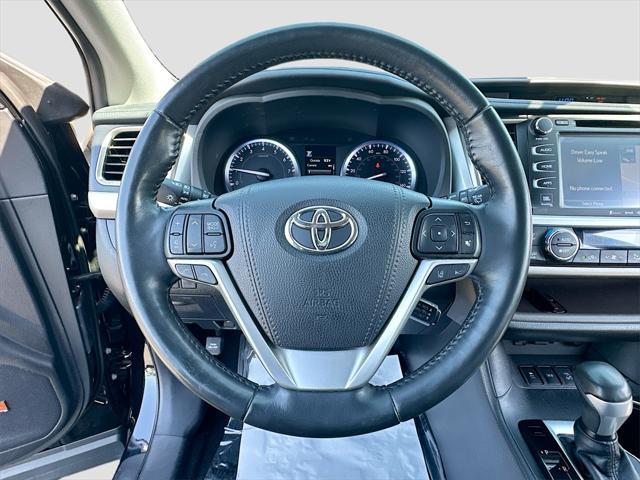 used 2019 Toyota Highlander car, priced at $32,991