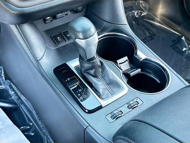 used 2019 Toyota Highlander car, priced at $32,991