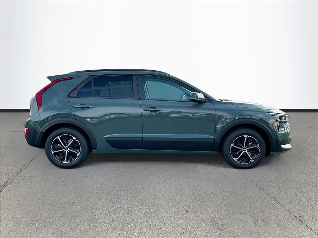 new 2025 Kia Niro car, priced at $26,129