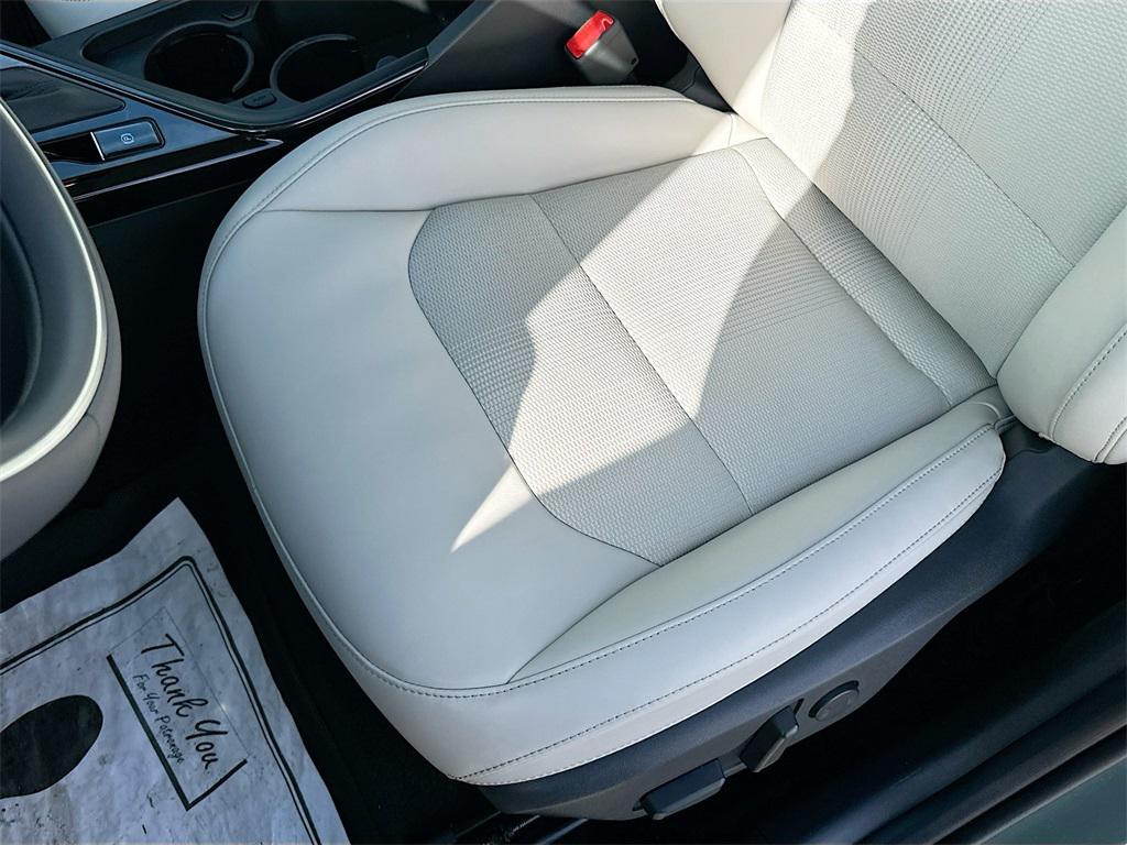 new 2025 Kia Niro car, priced at $26,129