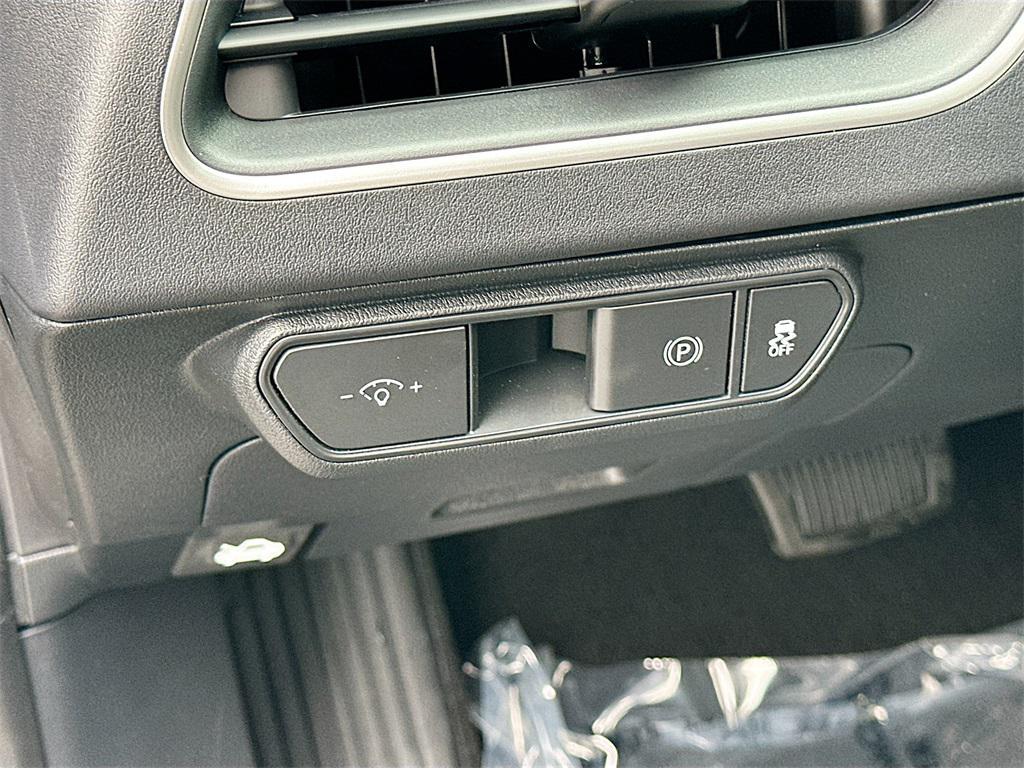 new 2025 Kia K4 car, priced at $22,644