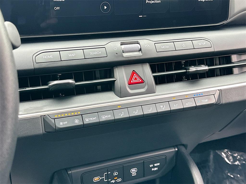 new 2025 Kia K4 car, priced at $22,644