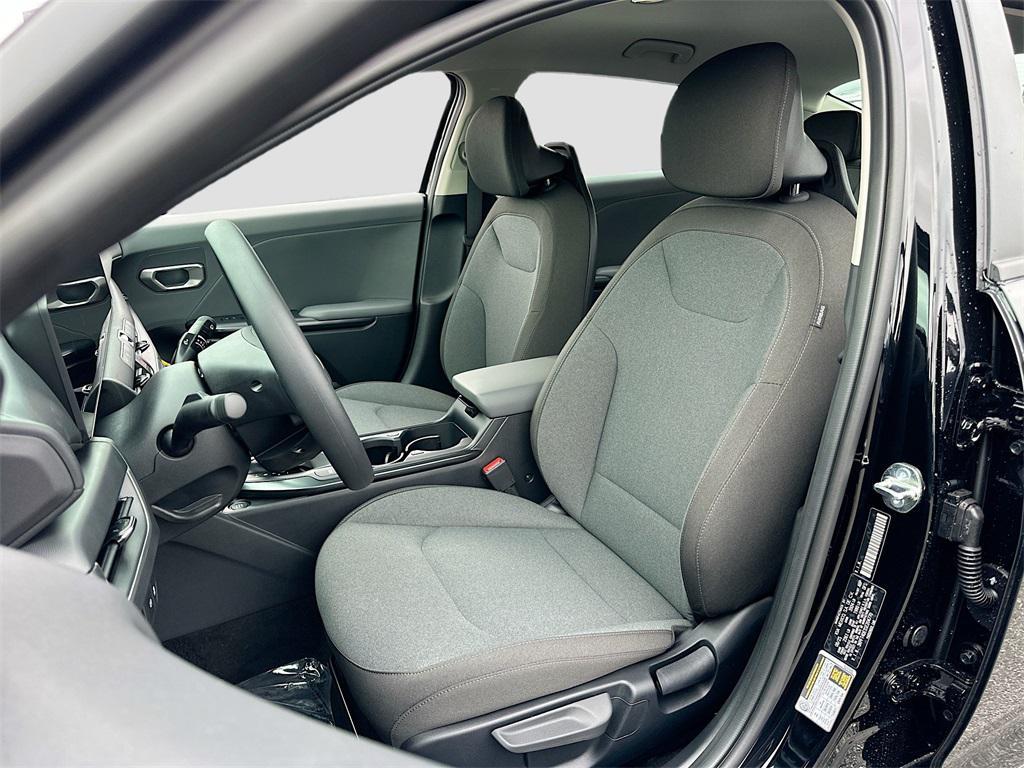 new 2025 Kia K4 car, priced at $22,644