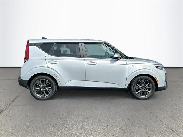 used 2021 Kia Soul car, priced at $15,991