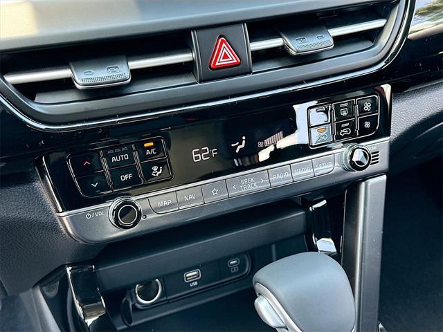 new 2025 Kia Seltos car, priced at $24,419
