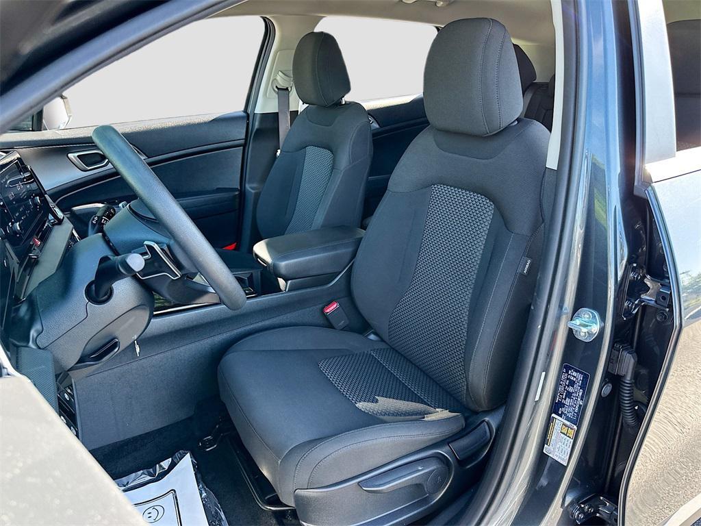 used 2024 Kia Sportage Hybrid car, priced at $25,551